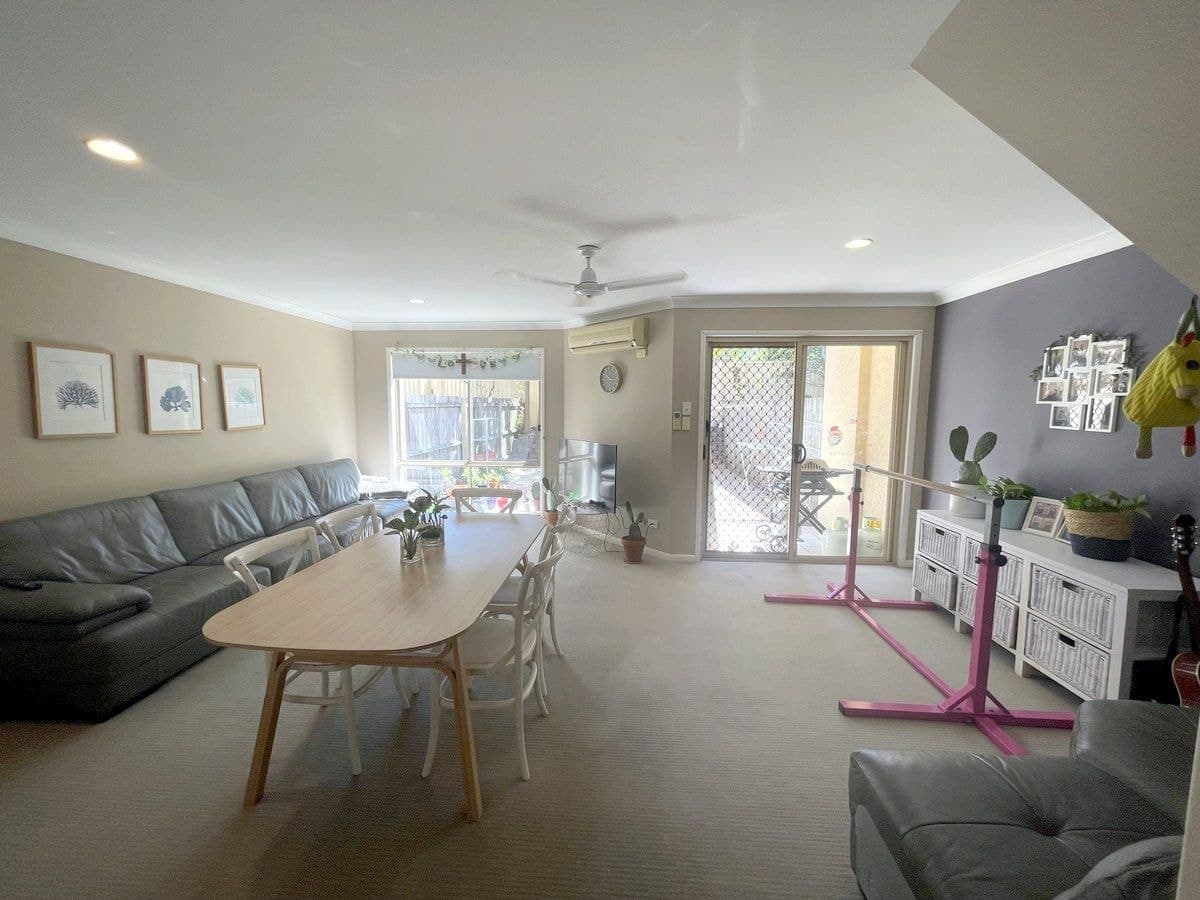 3 / 96 Pohlman Street, Southport, Southport - Thumbnail 2