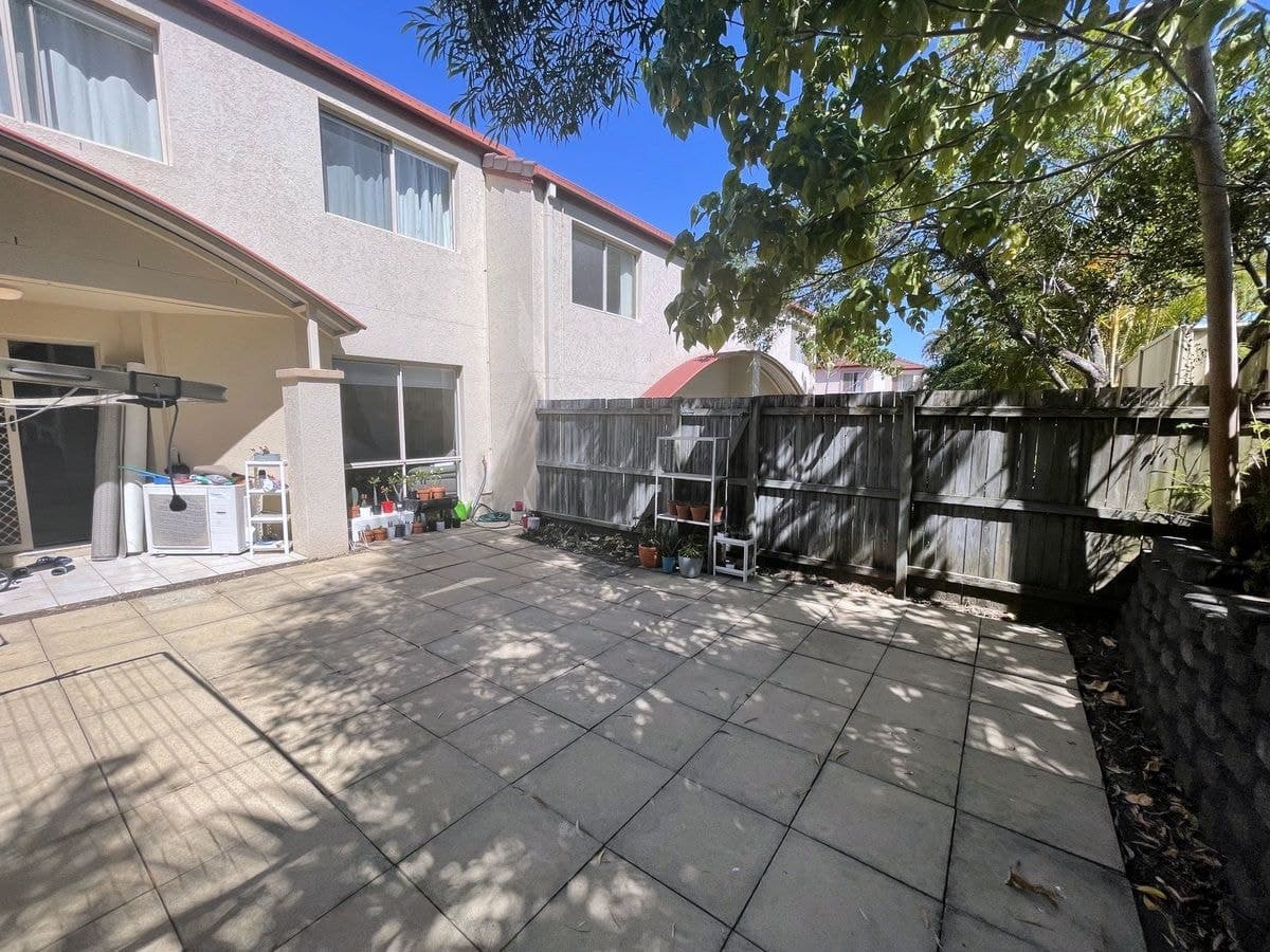 3 / 96 Pohlman Street, Southport, Southport - Thumbnail 3