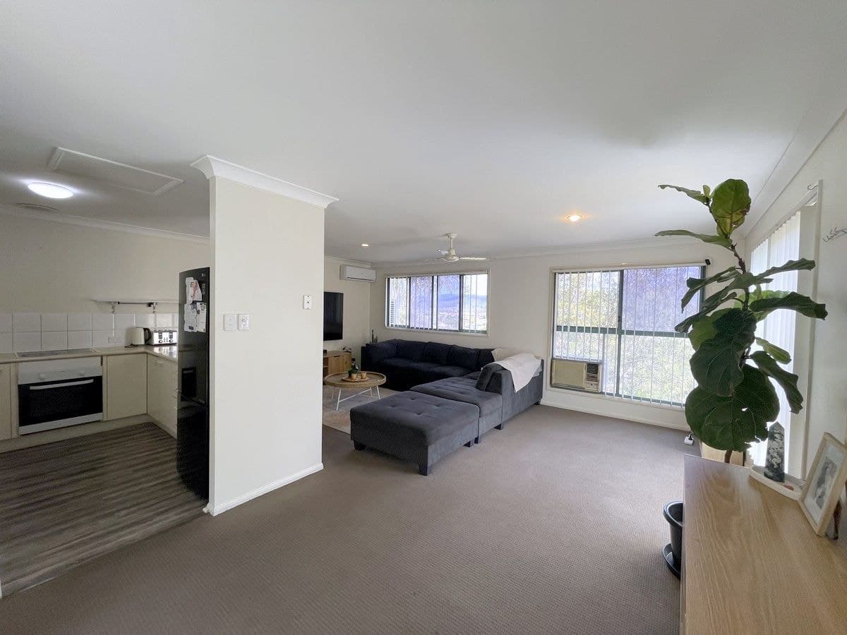 1032 / 6 Crestridge Crescent, Oxenford, Oxenford - Thumbnail 3