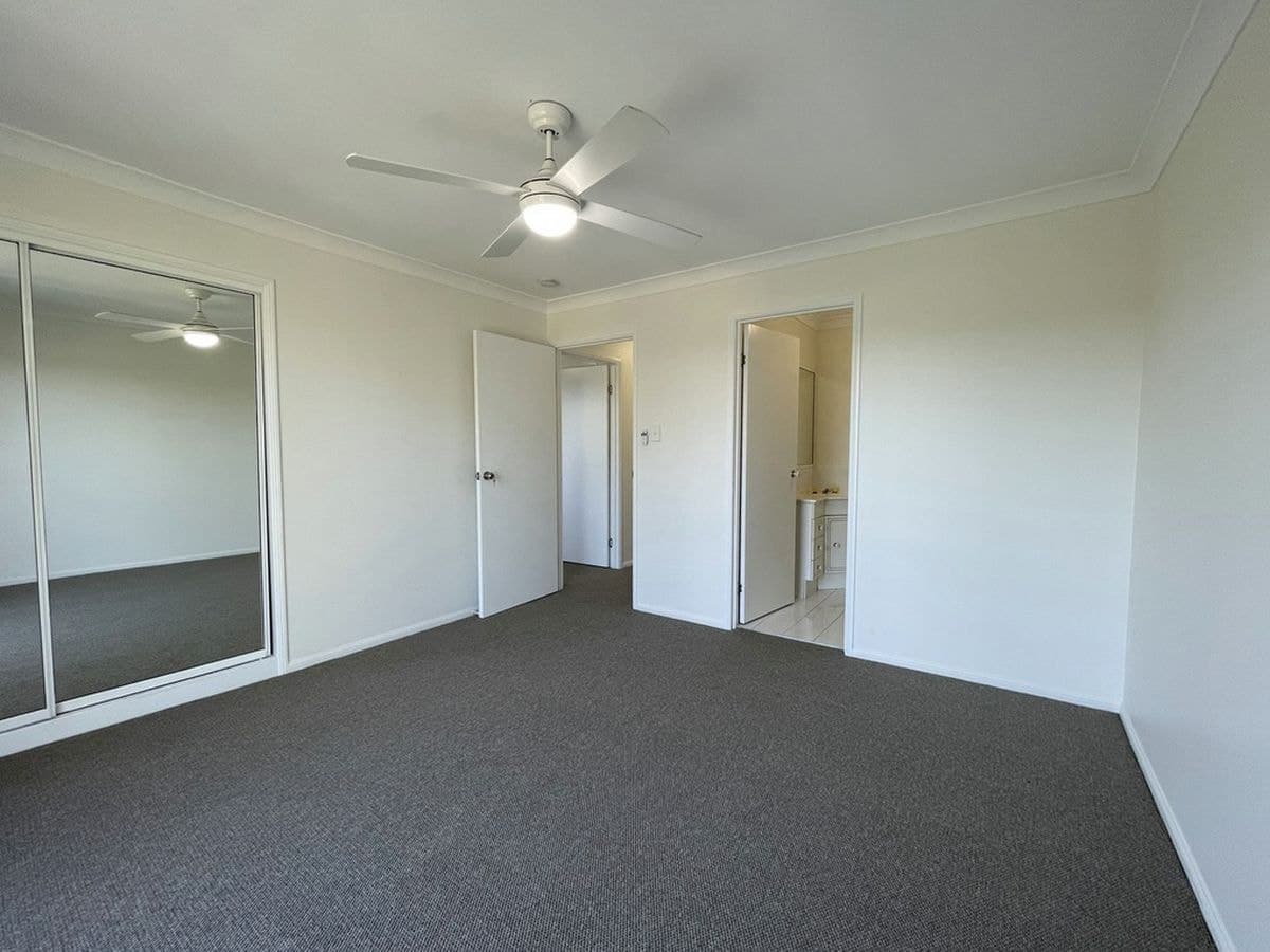 2028 / 6 Crestridge Crescent, Oxenford, Oxenford - Thumbnail 4