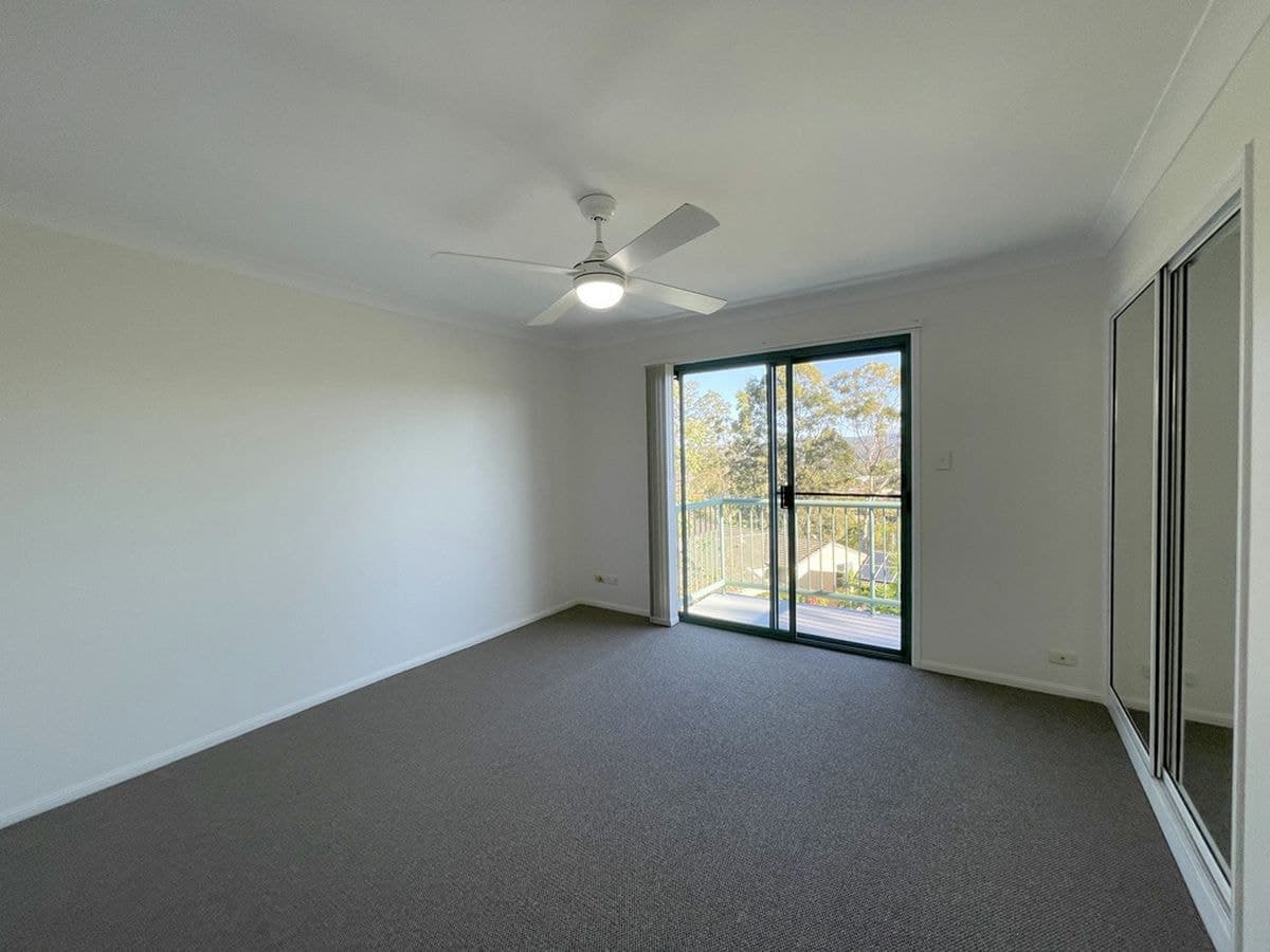 2028 / 6 Crestridge Crescent, Oxenford, Oxenford - Thumbnail 5