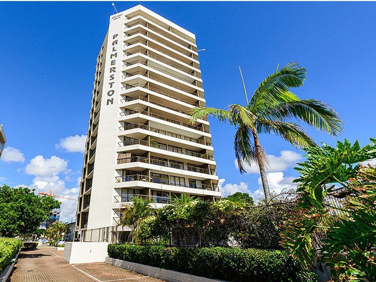 2c / 114 Marine Parade, Southport, Southport - Image 1