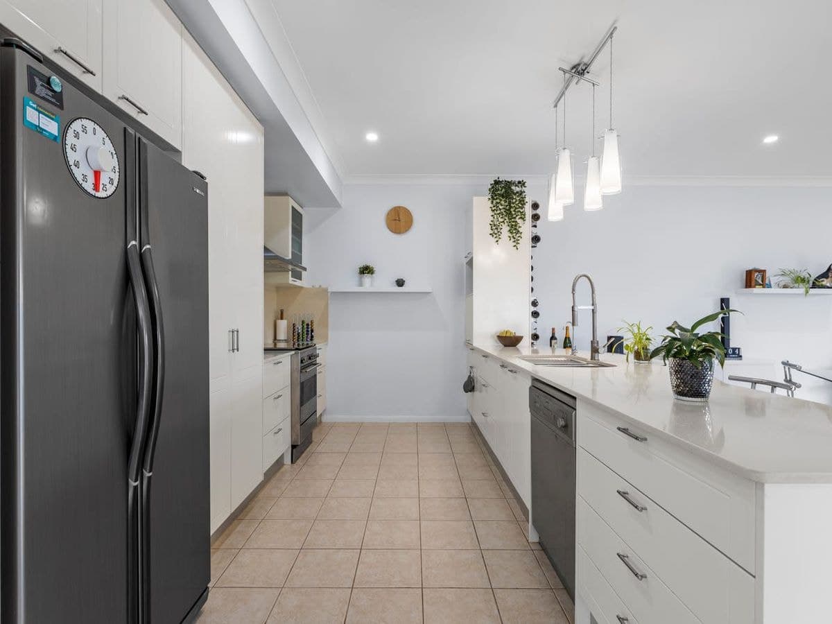 145 Palm Meadows Drive, Carrara, Carrara - Thumbnail 8