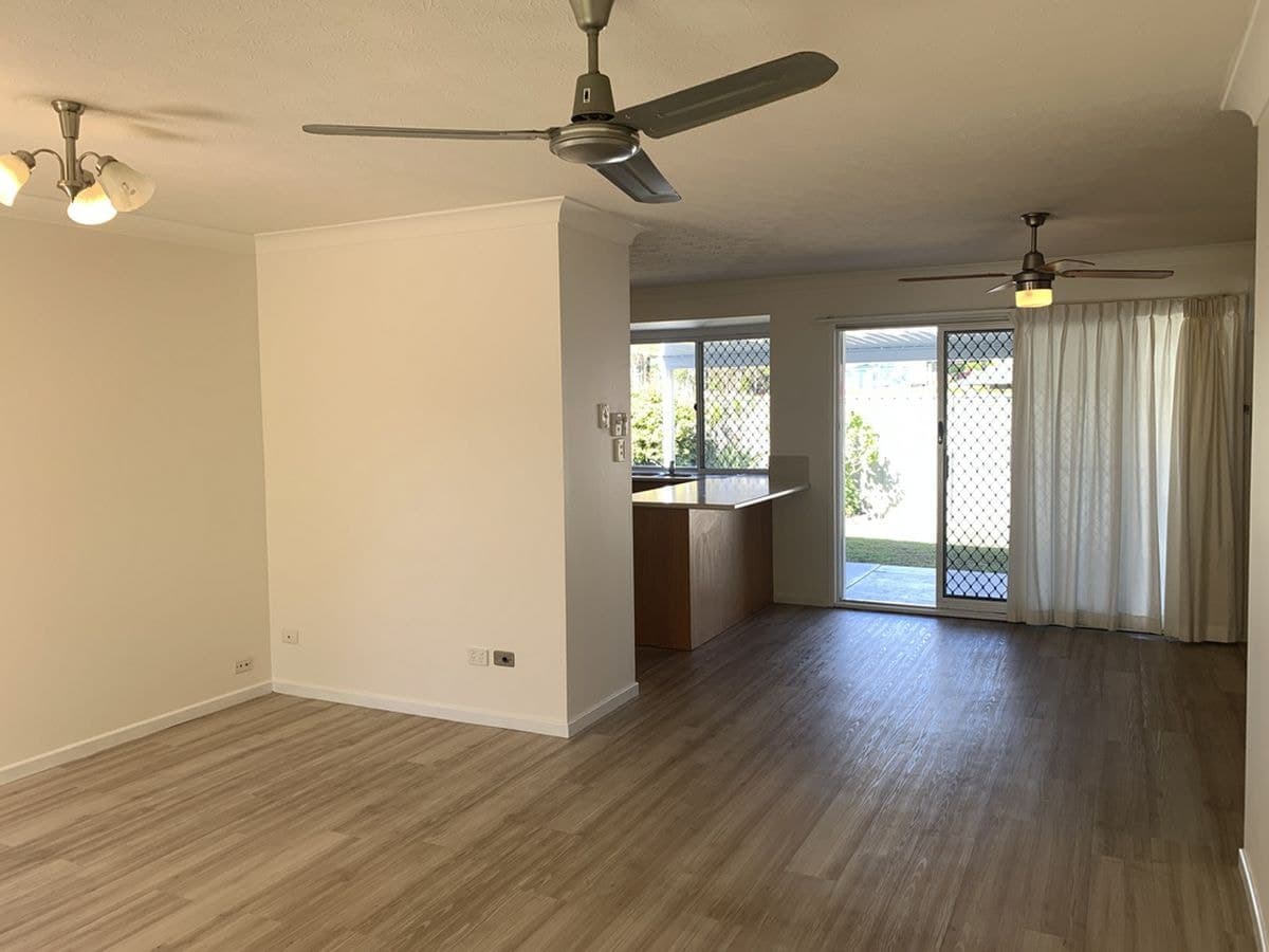 2 Saint Kevins Avenue, Benowa, Benowa - Thumbnail 5