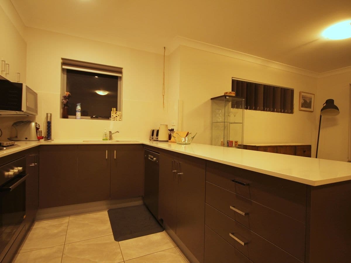 6 / 5 Springwood Street, Mount Gravatt East, Mount Gravatt East - Thumbnail 4