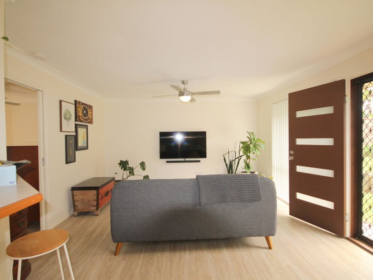 34 / 172 BARRIER REEF DRIVE, Mermaid Waters, Mermaid Waters - Thumbnail 5