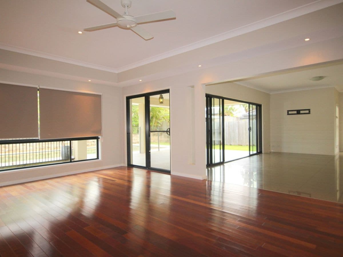 17 Rainlily Crescent, Upper Coomera, Upper Coomera - Thumbnail 3