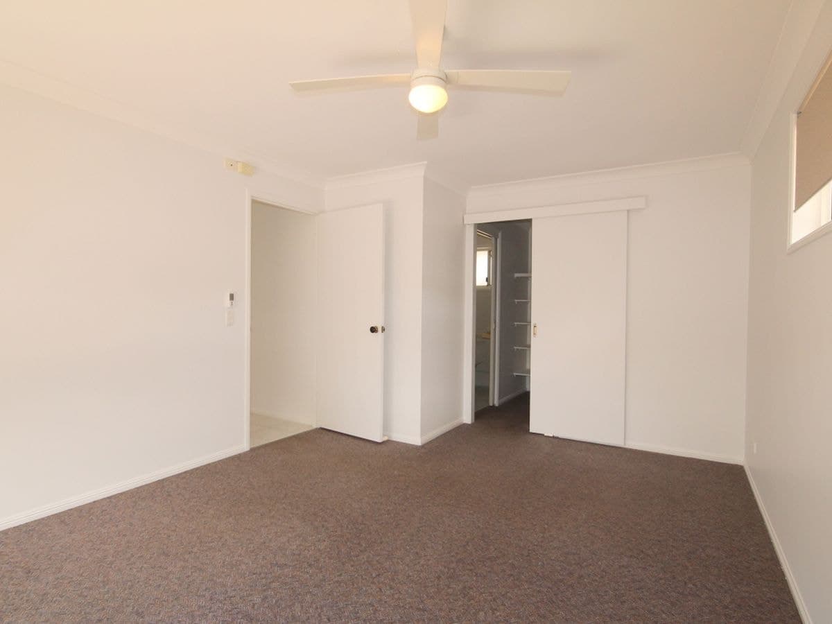 67 HICKEY WAY, Carrara, Carrara - Thumbnail 8