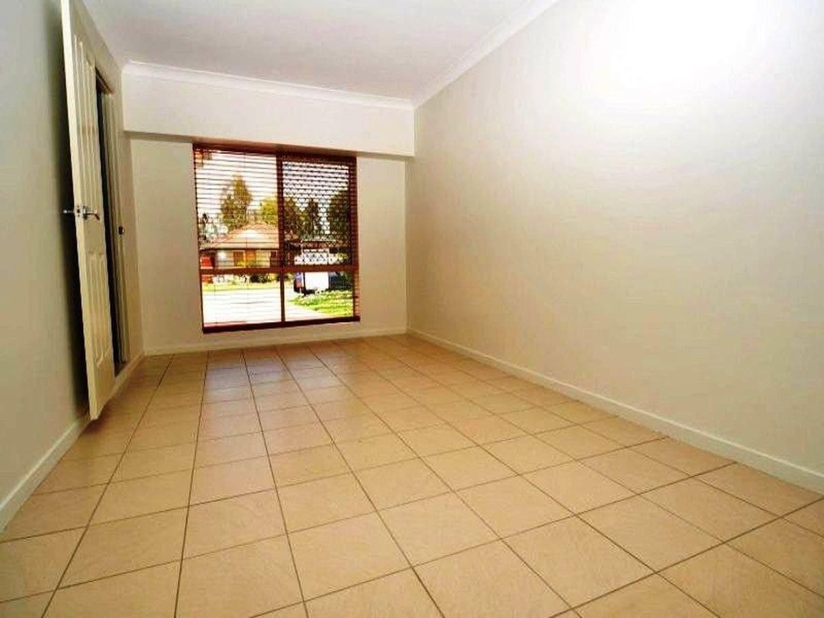 16 Trade Winds Drive, Helensvale, Helensvale - Thumbnail 8