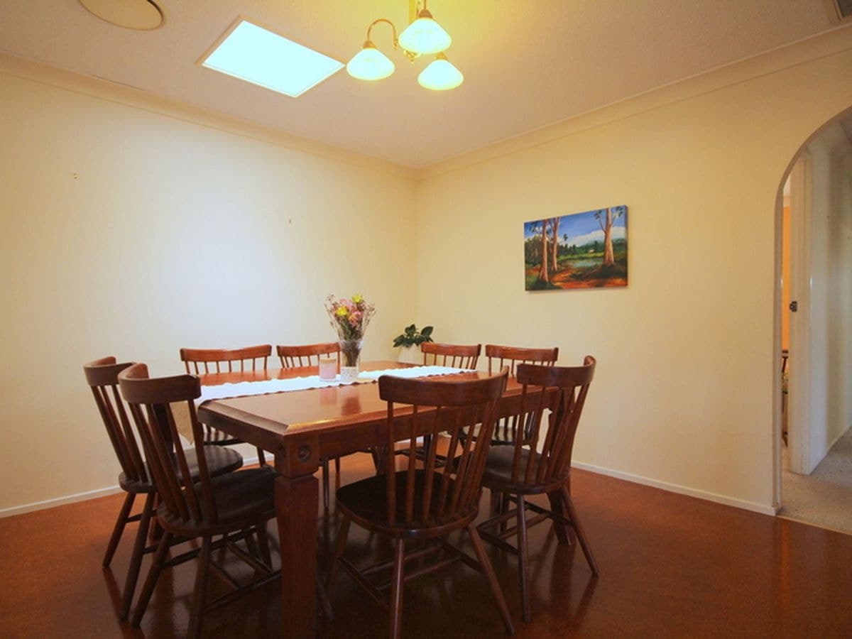 7 Corunna Crescent, Ashmore, Ashmore - Thumbnail 3