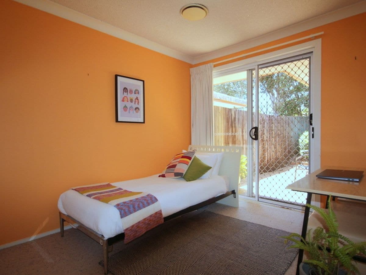 7 Corunna Crescent, Ashmore, Ashmore - Thumbnail 7