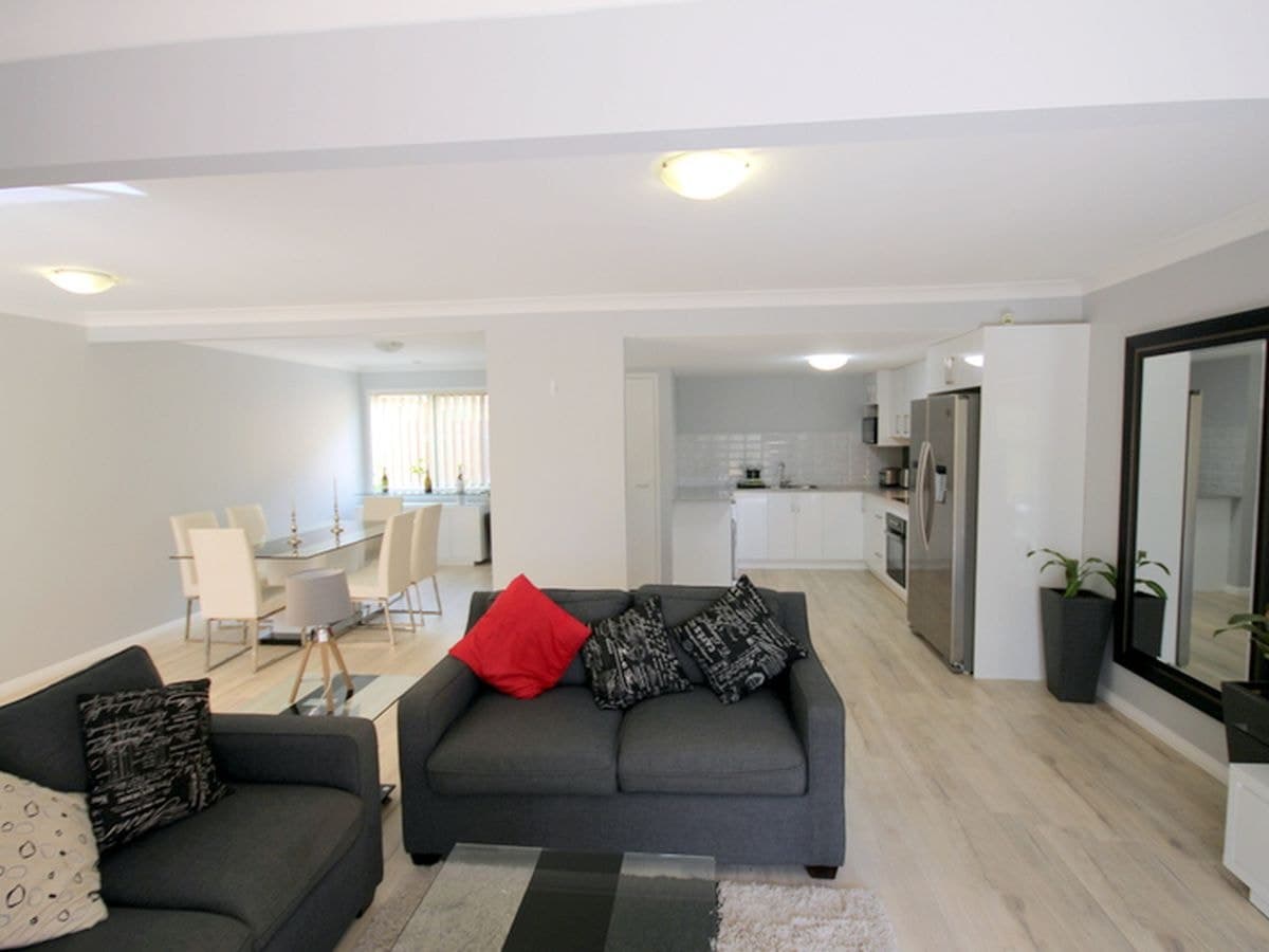 1048 / 6 Crestridge Cres, Oxenford, Oxenford - Image 1