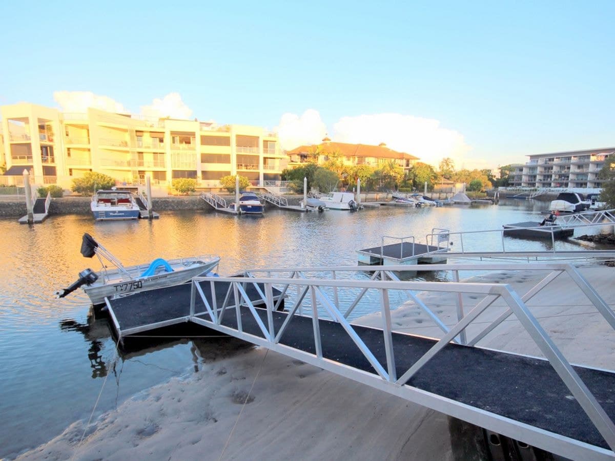 7 / 79 Bayview Street, Runaway Bay, Runaway Bay - Thumbnail 5