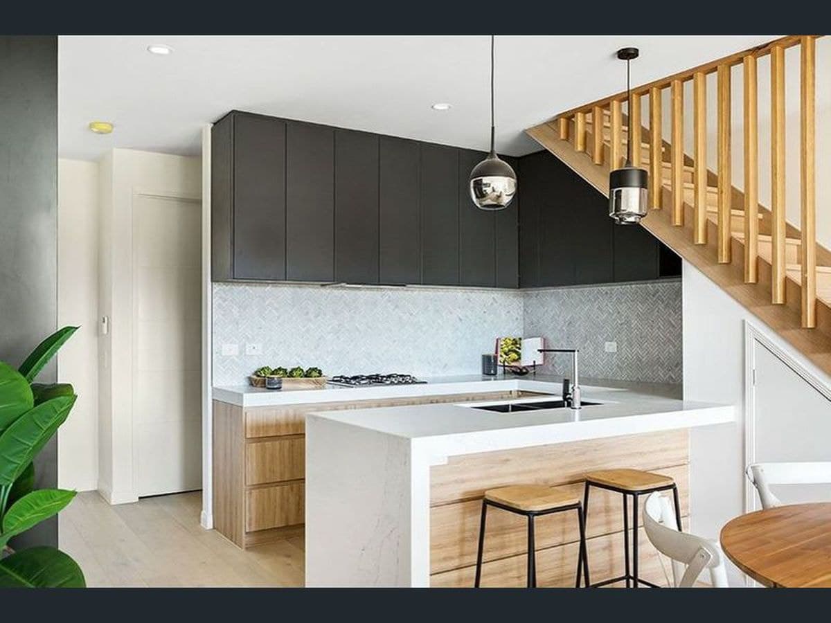 6 / 74  HILLVIEW PARADE, Ashmore, Ashmore - Thumbnail 4