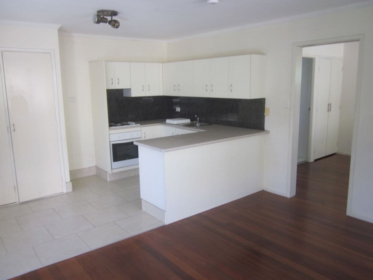 42 Sunrise Boulevard, Surfers Paradise, Surfers Paradise - Thumbnail 3