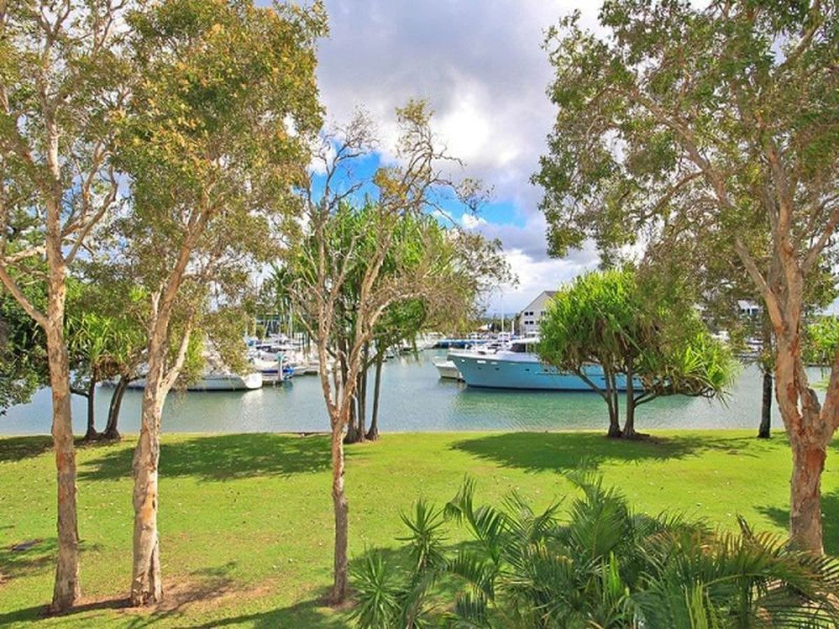 30 / 3 Marina Cres, Hollywell, Hollywell - Image 1