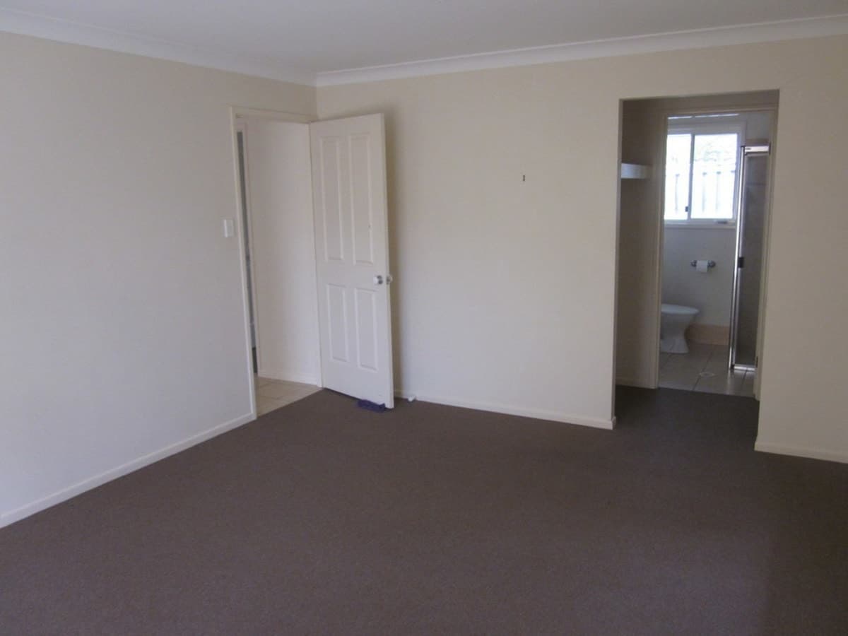 11 Lacy Lane, Upper Coomera, Upper Coomera - Thumbnail 6