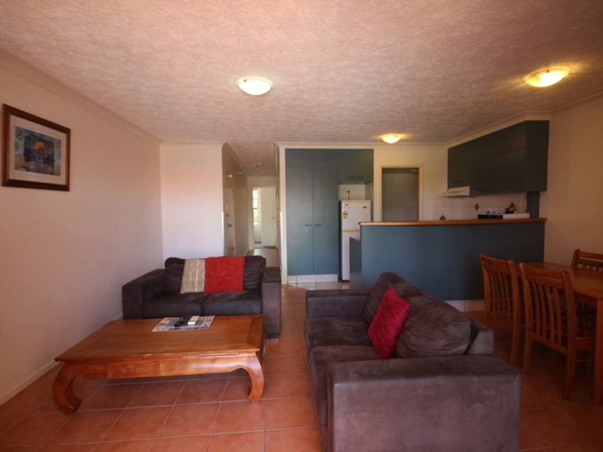 10 / 7 Robert St, Labrador, Labrador - Thumbnail 3