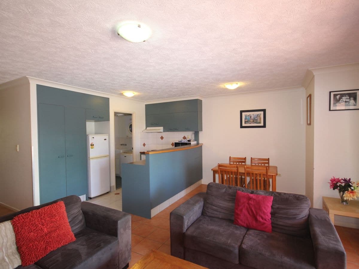 10 / 7 Robert St, Labrador, Labrador - Thumbnail 7