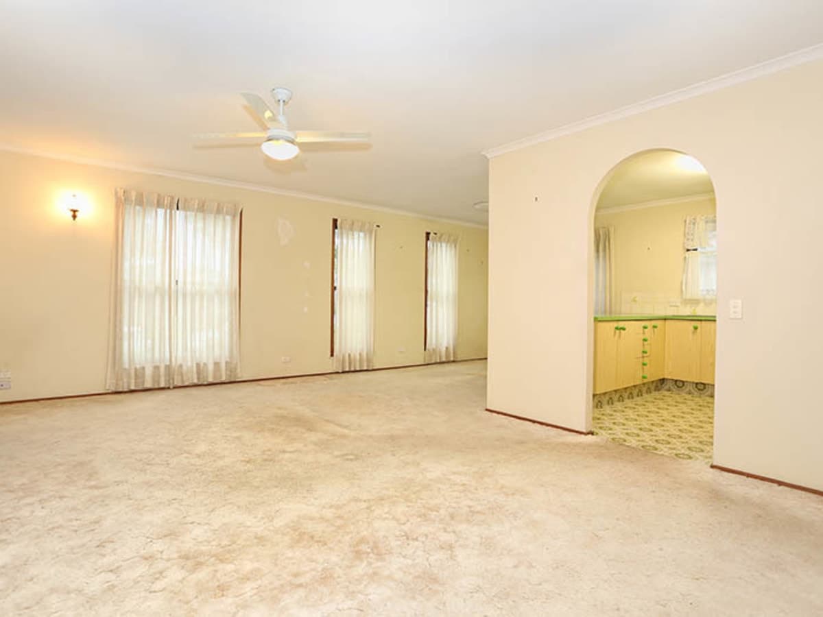 11 Auk Ave, Burleigh Waters, Burleigh Waters - Thumbnail 2