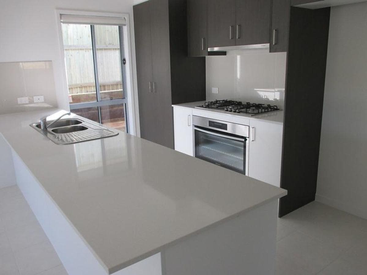 Gressswell Cres, Upper Coomera, Upper Coomera - Thumbnail 3