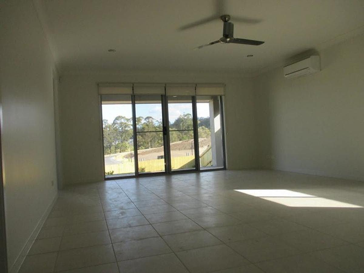 Gressswell Cres, Upper Coomera, Upper Coomera - Thumbnail 4