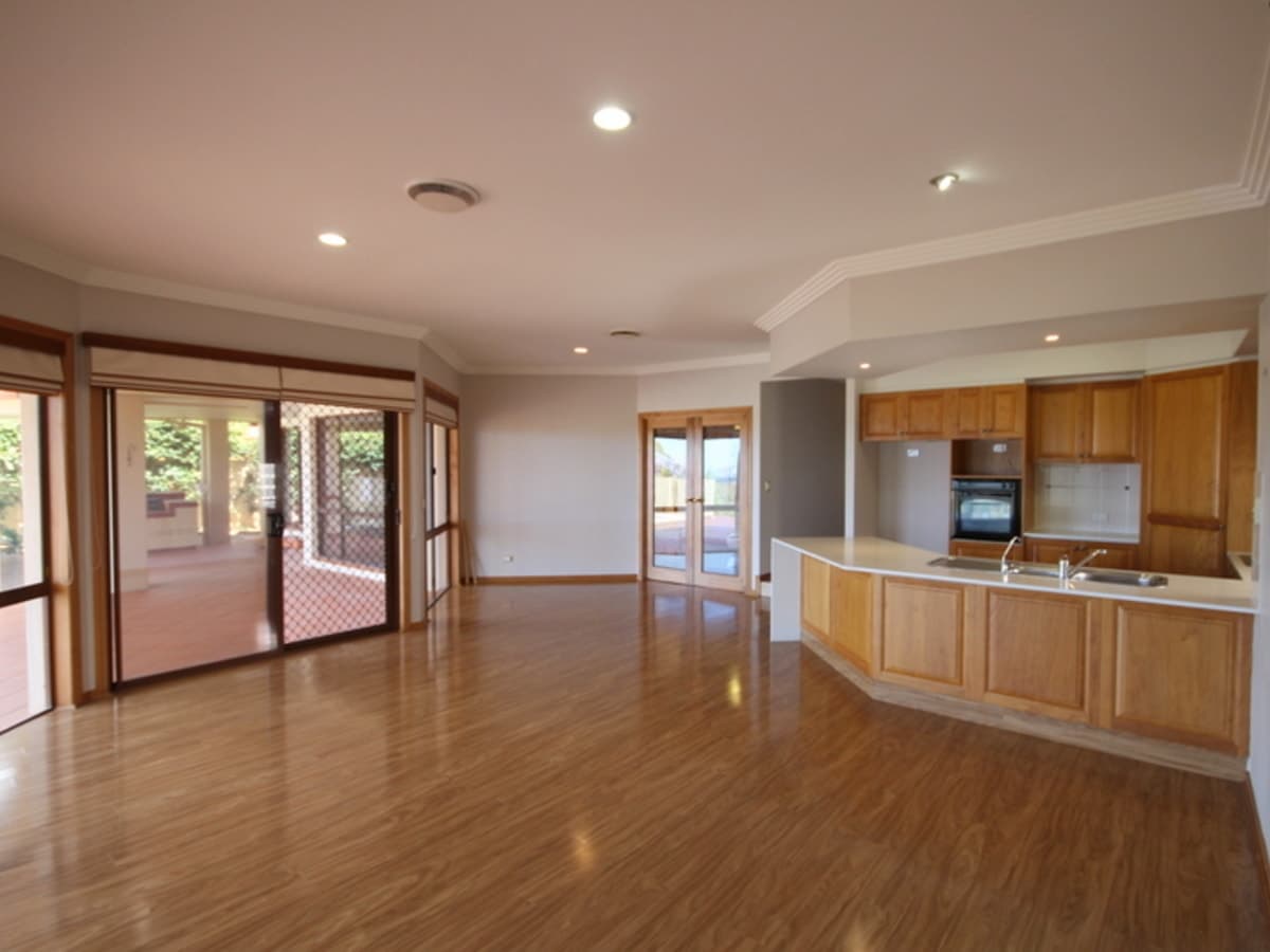 77 Highvale Dr, Helensvale, Helensvale - Thumbnail 6