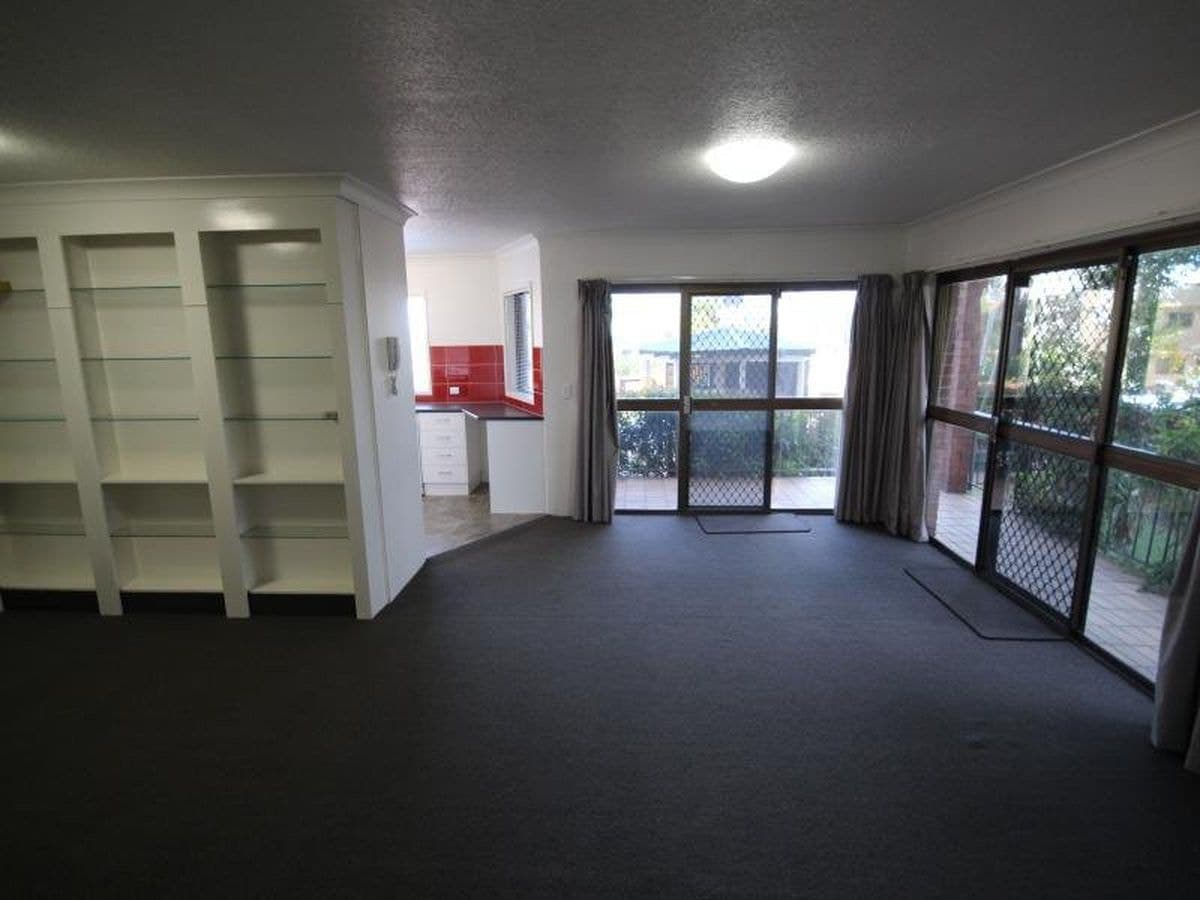 79 Queen Street, Southport, Southport - Thumbnail 2