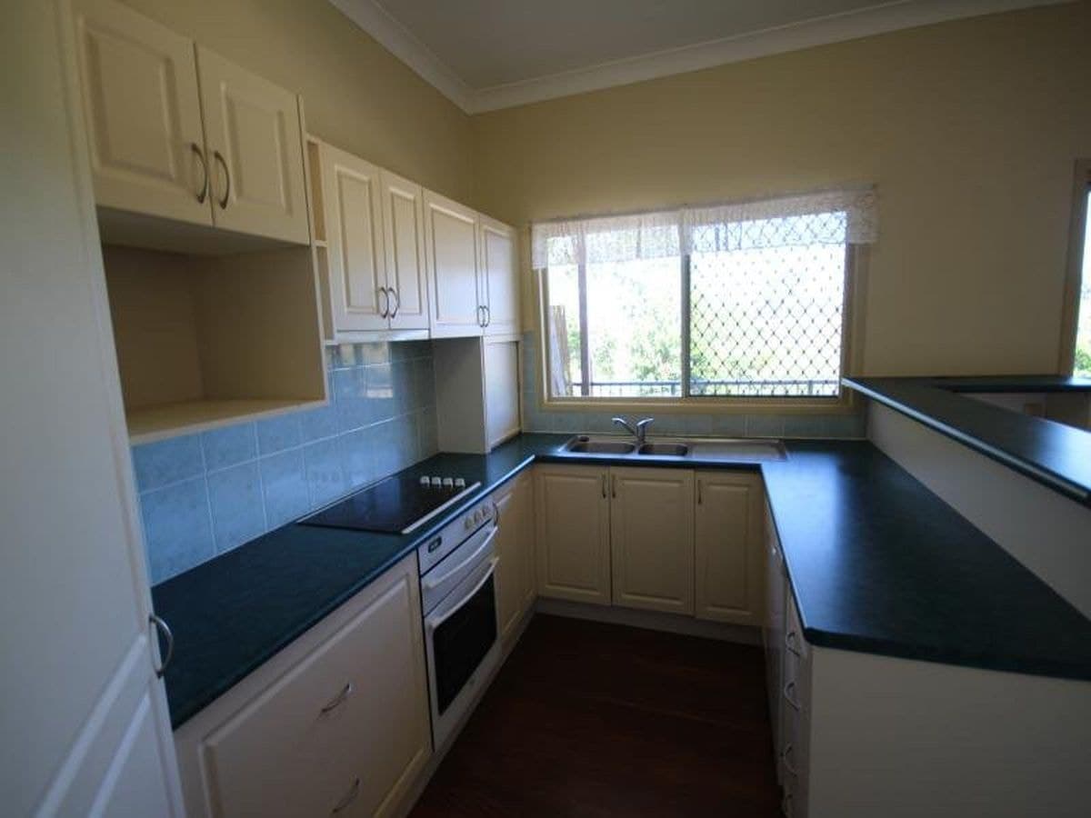 30 Wistaria Ave, Southport, Southport - Thumbnail 7