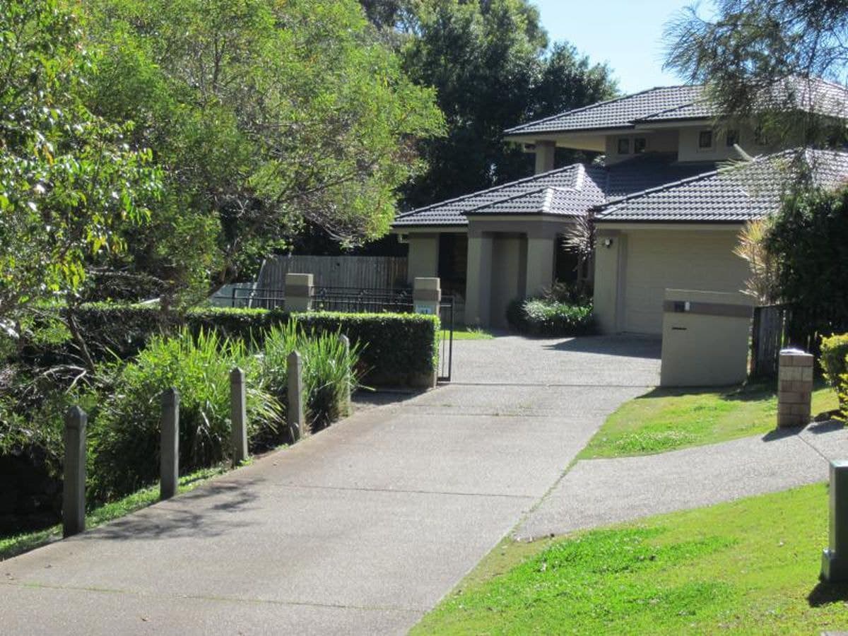 Robina, Robina - Image 1