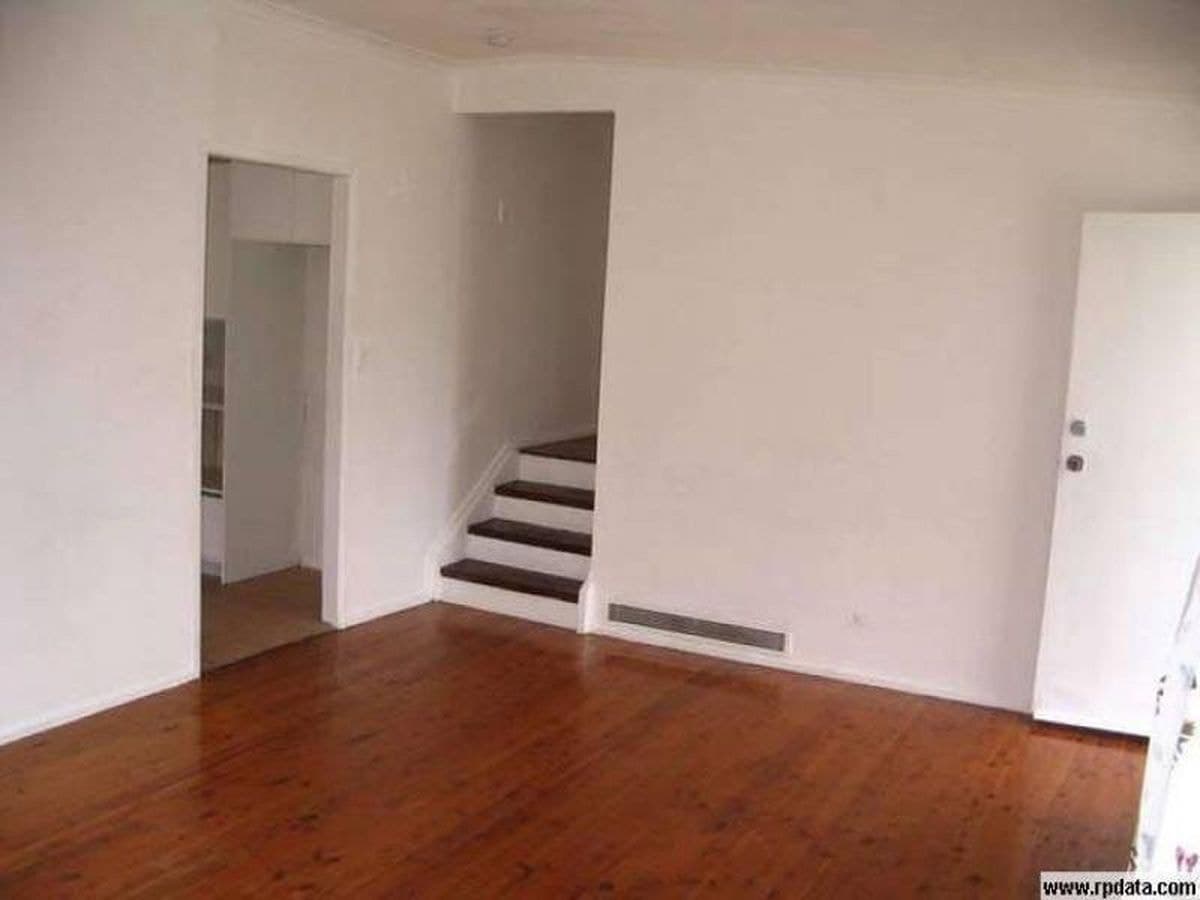 162 Johnston St, Southport, Southport - Image 1