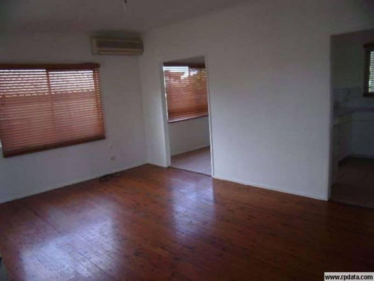 162 Johnston St, Southport, Southport - Thumbnail 3
