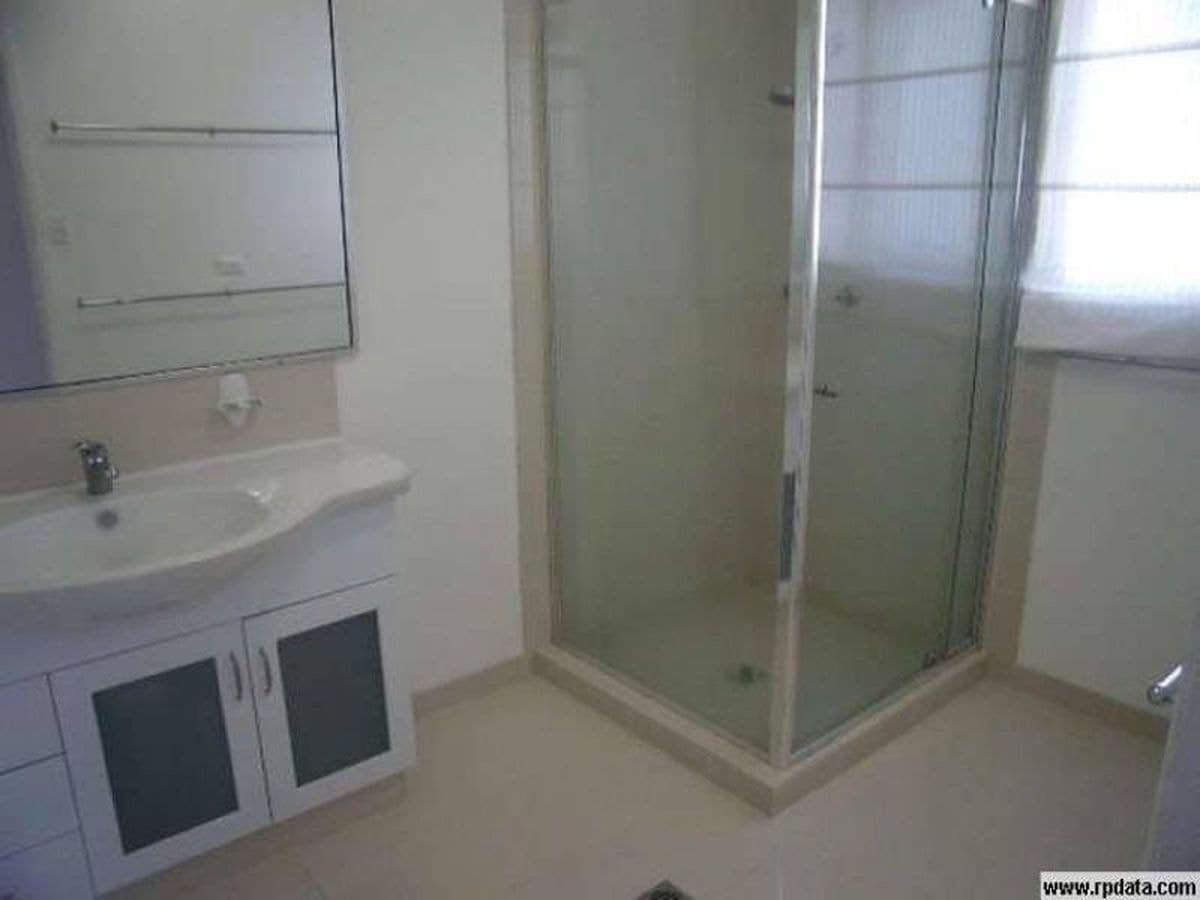162 Johnston St, Southport, Southport - Thumbnail 5