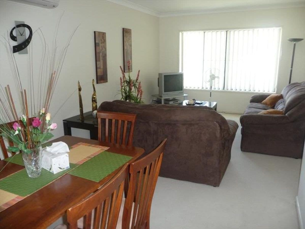 11 Stockdale St, Pacific Pines, Pacific Pines - Thumbnail 2