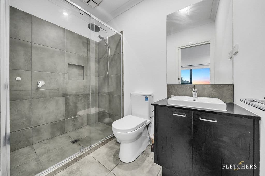 30 Woodbury Street, Williams Landing, VIC, 3027, Williams Landing - Thumbnail 3