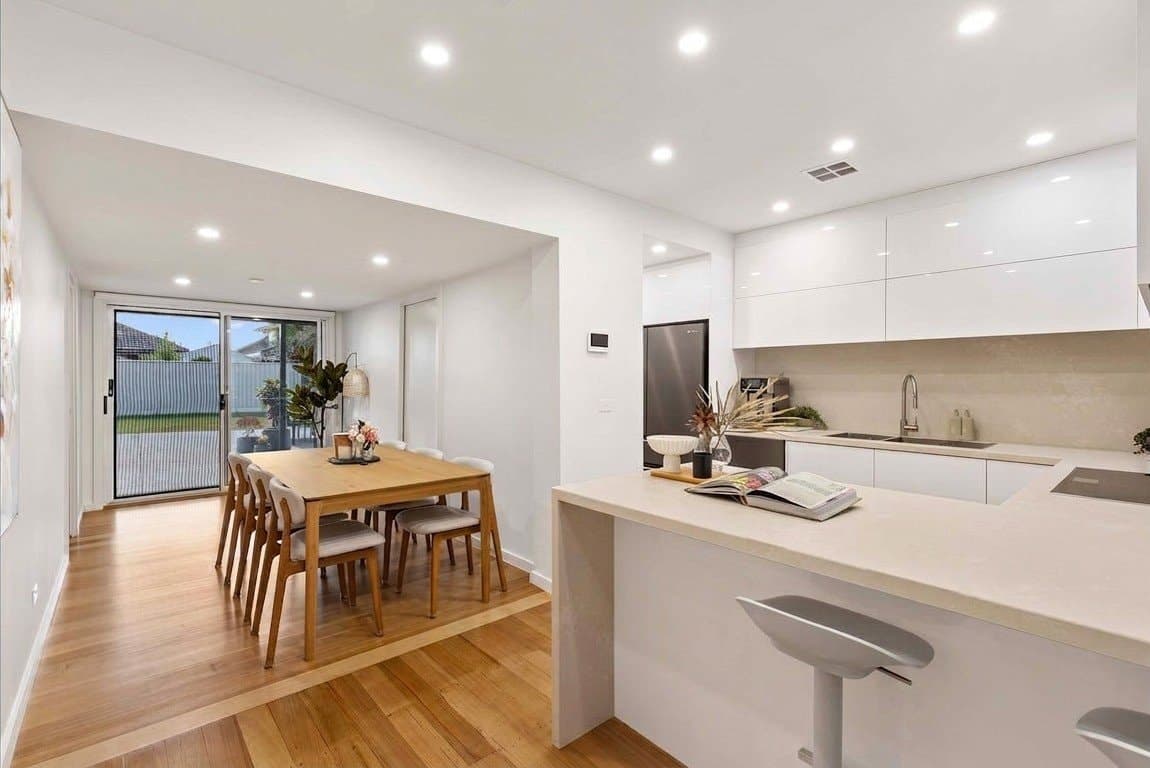74 Thompson Street, Avondale Heights, Avondale Heights - Thumbnail 5