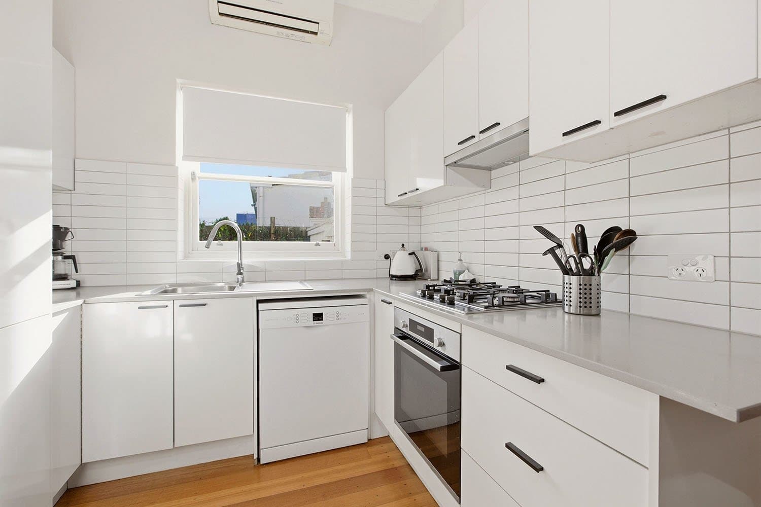 199 Poath Road, Murrumbeena, Murrumbeena - Thumbnail 3