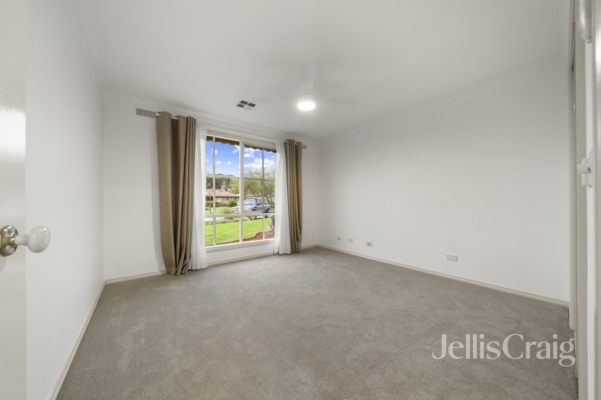 7 Oploo Court, Dingley Village, Dingley Village - Thumbnail 6