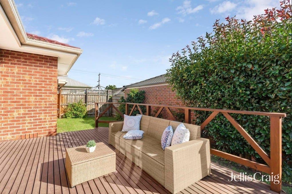 9A Ian Grove, Mount Waverley, Mount Waverley - Image 1