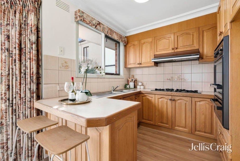 9A Ian Grove, Mount Waverley, Mount Waverley - Thumbnail 3