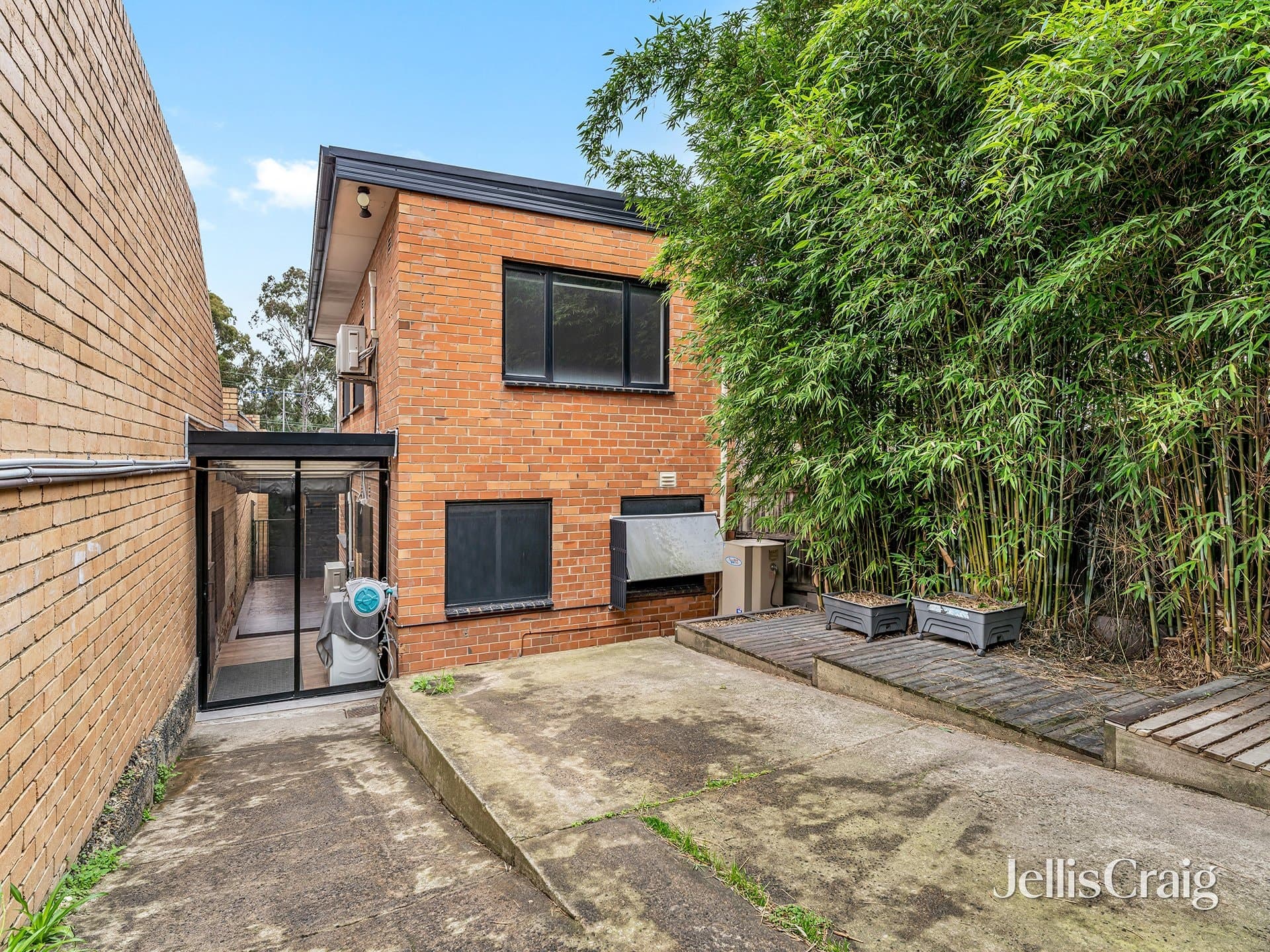 2/215 High Street Road, Ashwood, Ashwood - Image 1