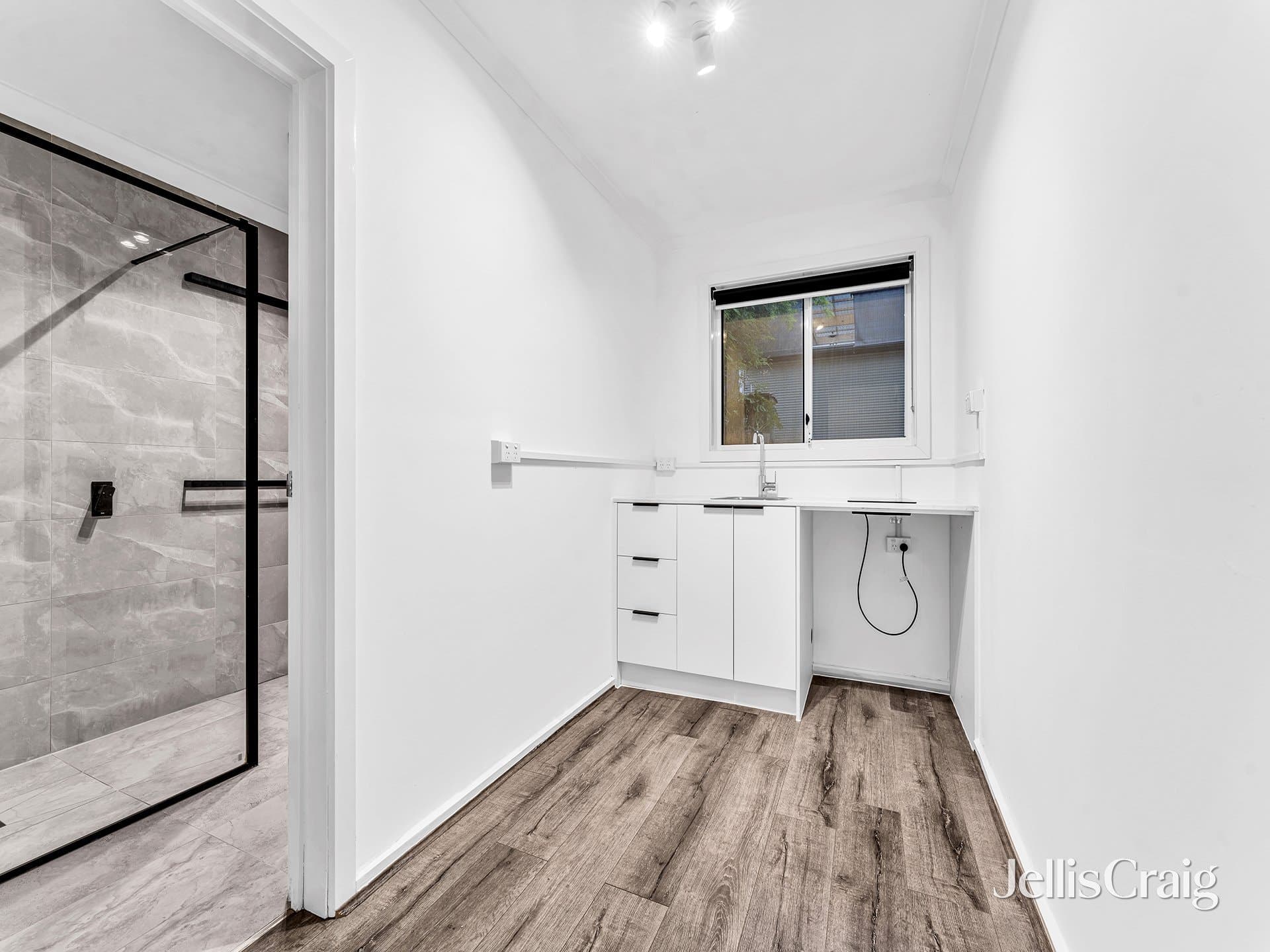 2/215 High Street Road, Ashwood, Ashwood - Thumbnail 4
