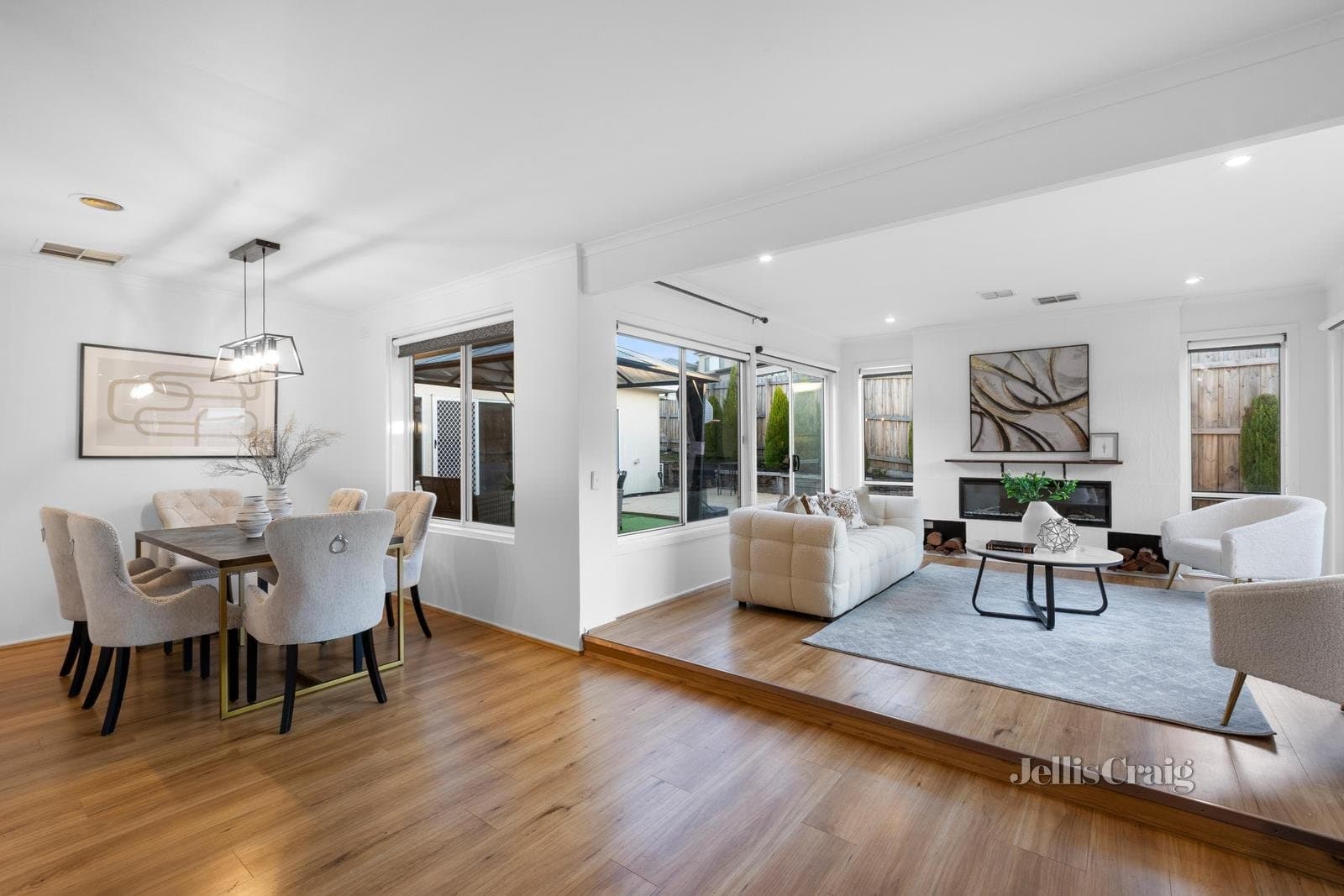 2 Clovelly Court, Mount Waverley, Mount Waverley - Thumbnail 5