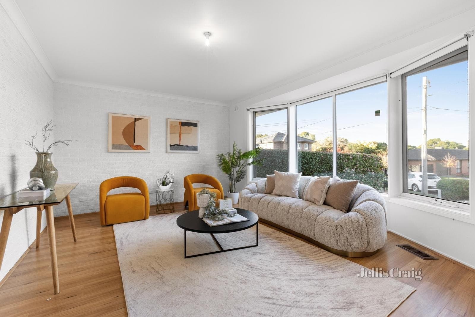 2 Clovelly Court, Mount Waverley, Mount Waverley - Thumbnail 6