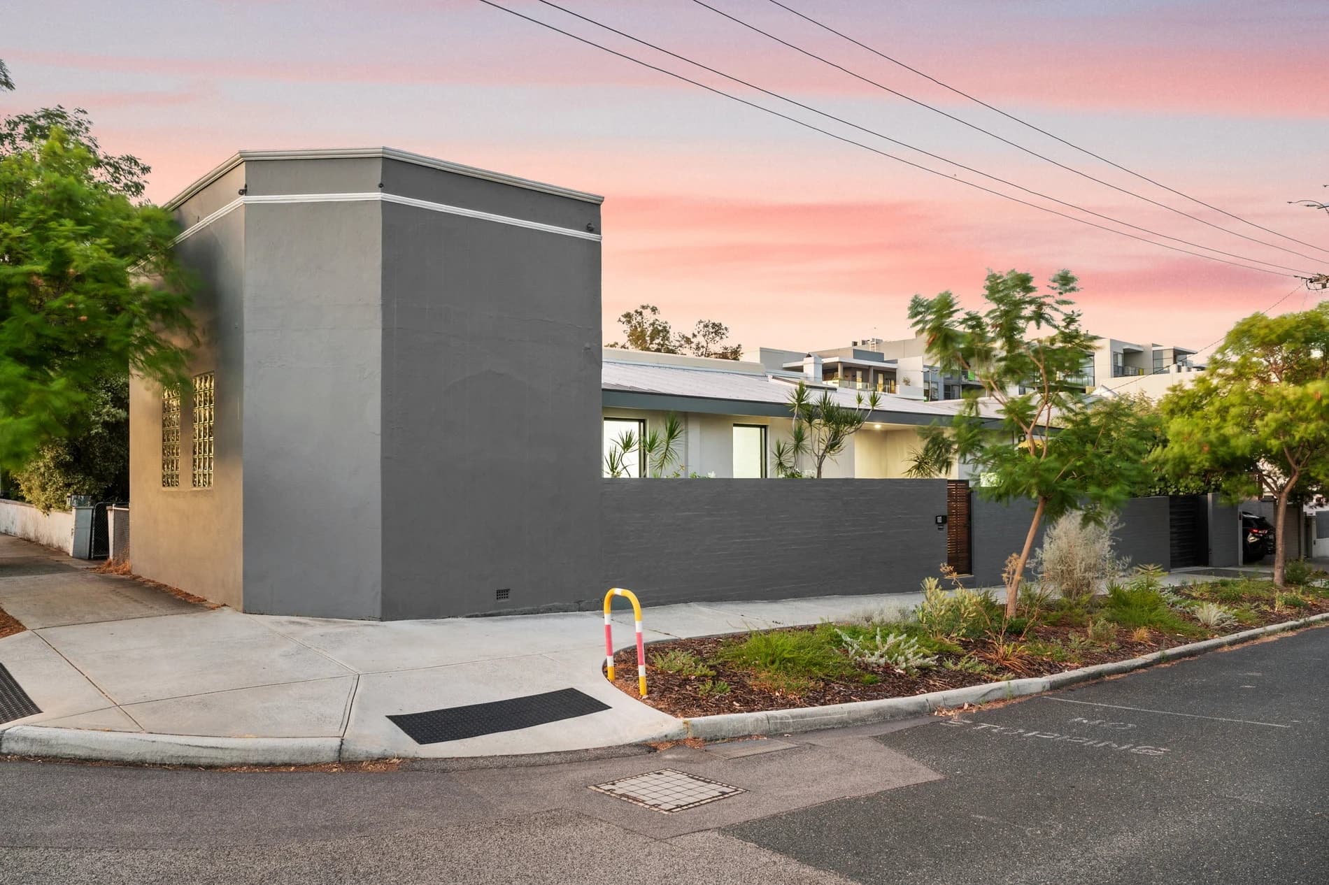 6/27 Falkirk Avenue, MAYLANDS WA 6051, Mount Lawley - Thumbnail 2