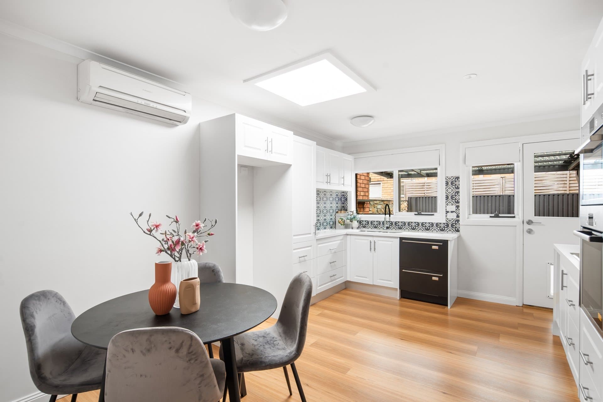1/33 Grice Crescent, Essendon VIC 3040, Essendon - Thumbnail 5