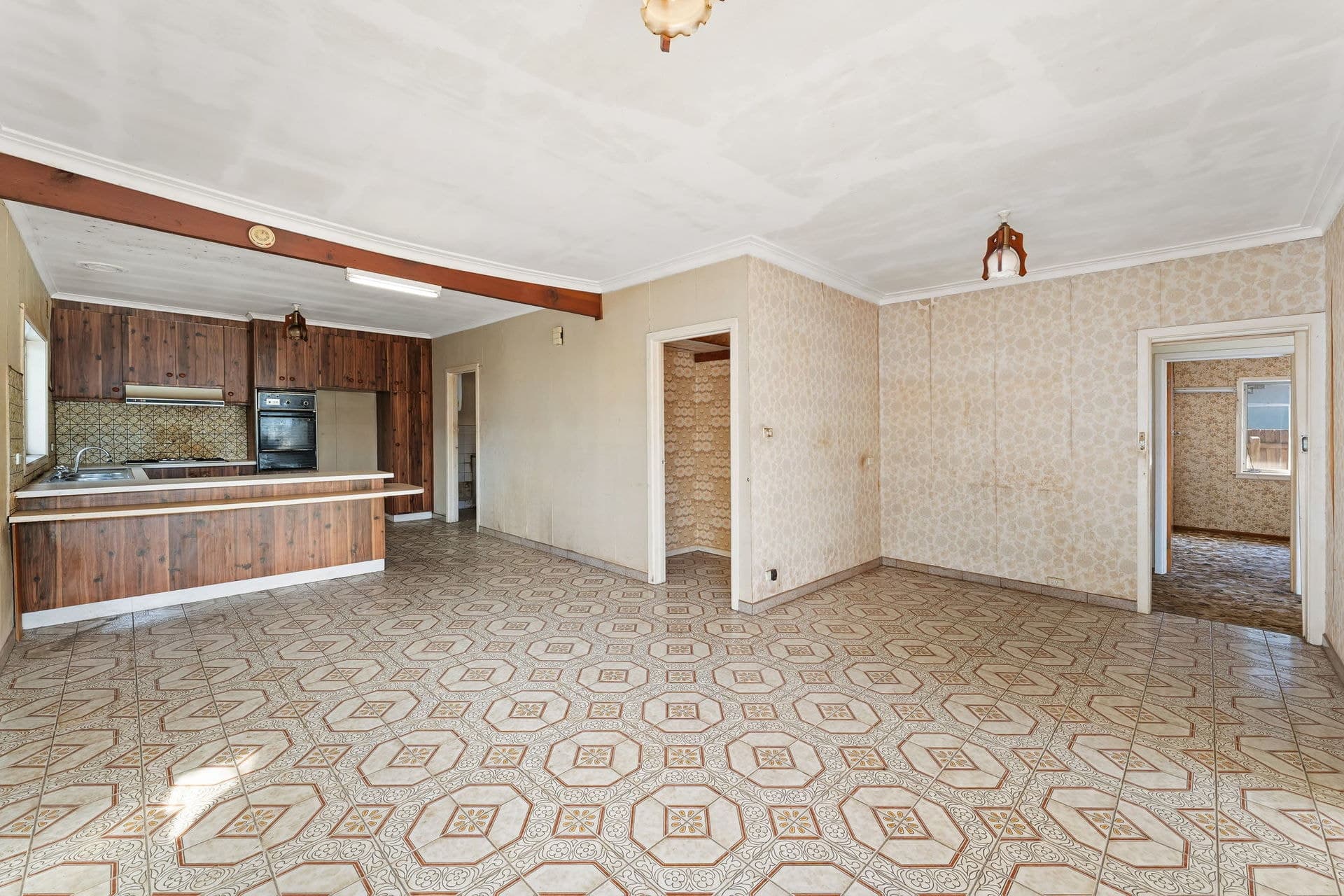 9 Chifley Avenue, Altona, Altona - Thumbnail 5