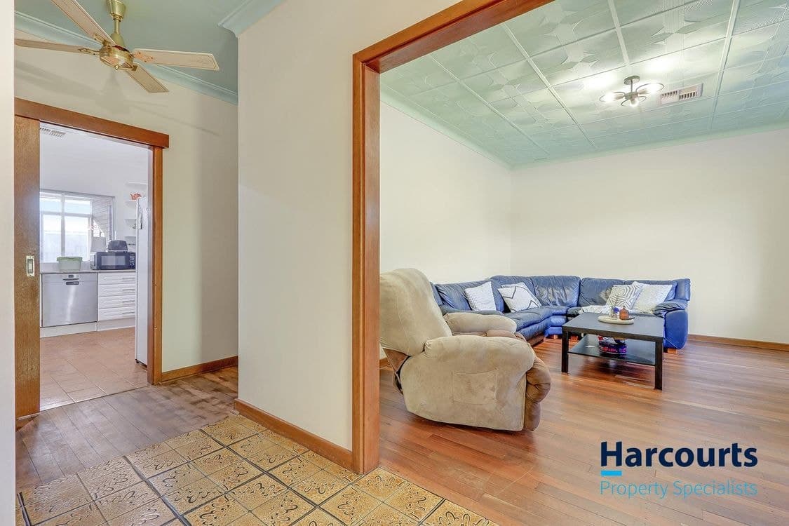 3 Lukin Place, BULL CREEK, WA 6149, Bull Creek - Thumbnail 4