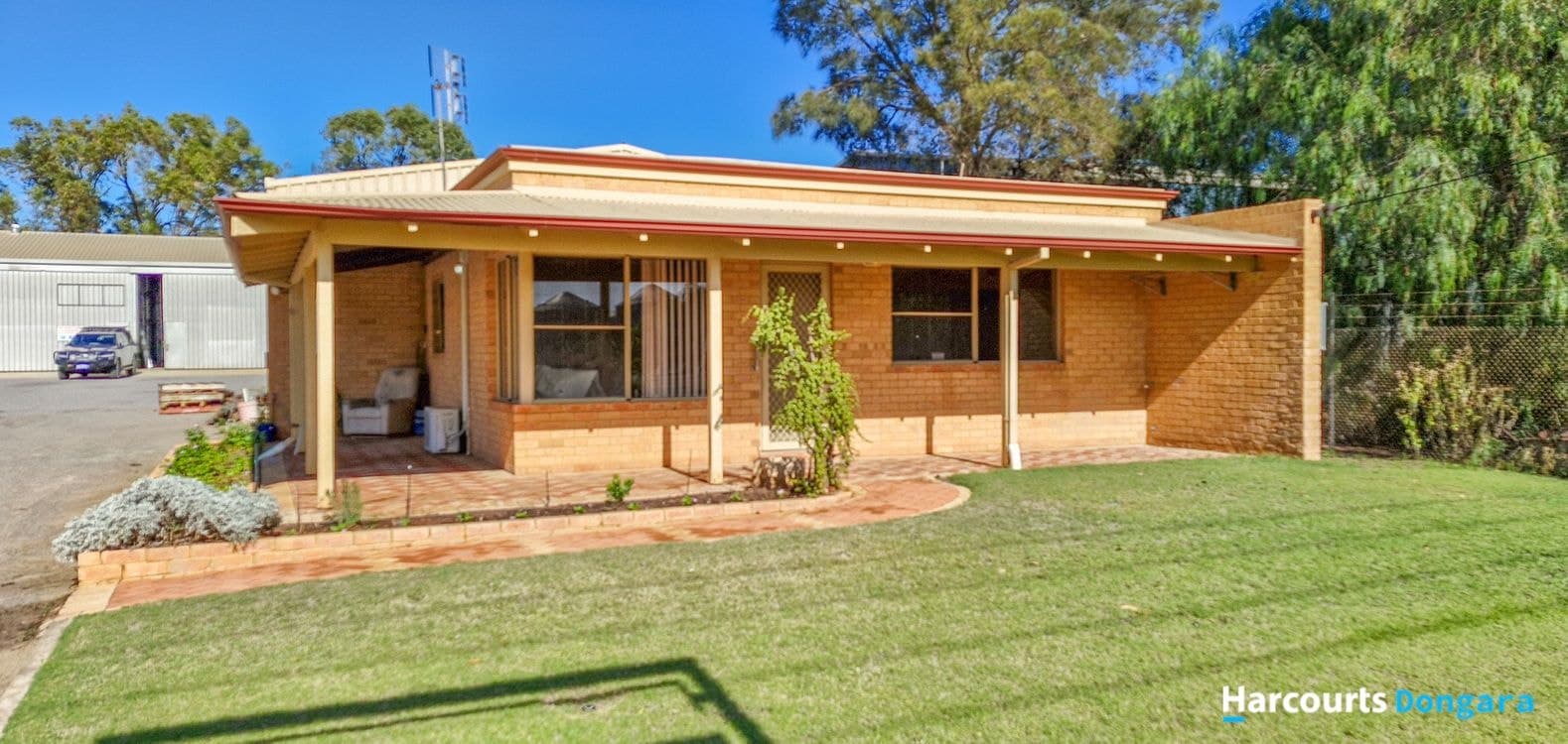 38 Vincent Street, DONGARA, WA 6525, Dongara - Image 1