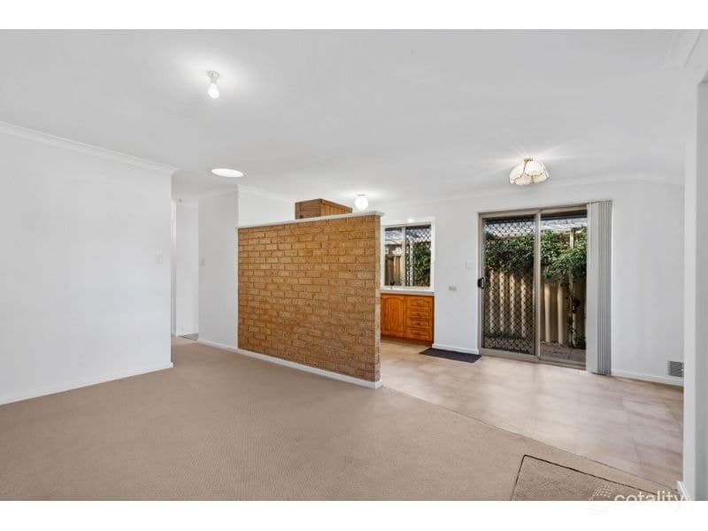 20B Pentland Crescent, DUDLEY PARK, WA 6210, Dudley Park - Thumbnail 4